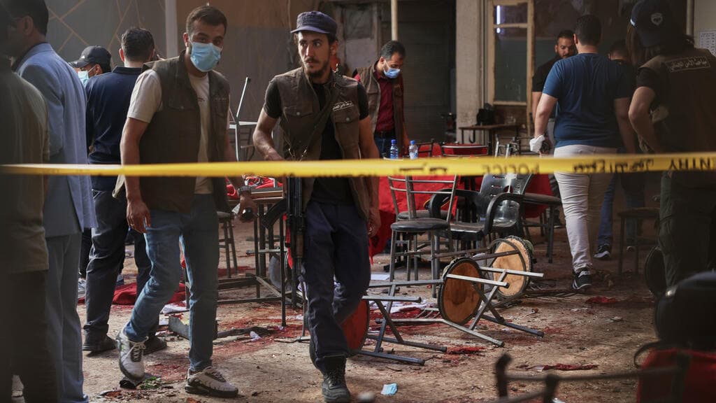 Explosion at Damascus café in Hejaz district causes casualties